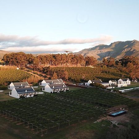 Gasthaus Endless Vineyards at Wildekrans Wine Estate Botrivier Exterior foto